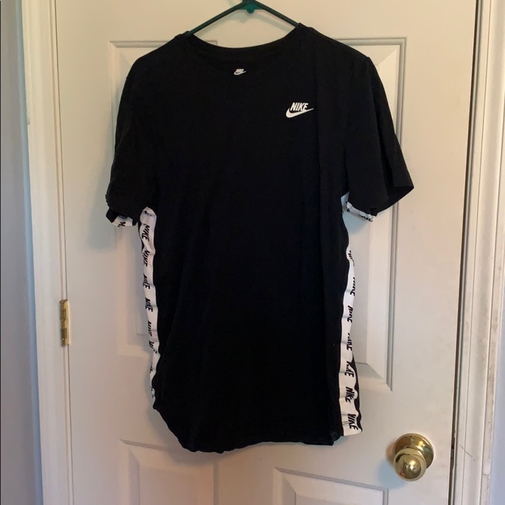 Nike T Shirt